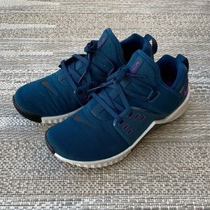 Nike Metcon Free in Blue in Size 7.5 (Women’s)